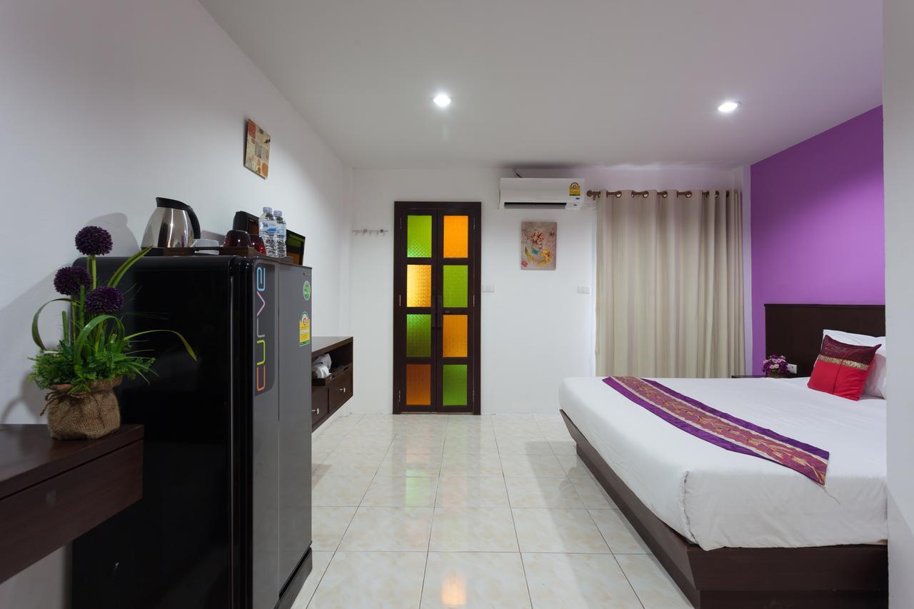 Islanda Boutique Hotel Patong Exterior photo